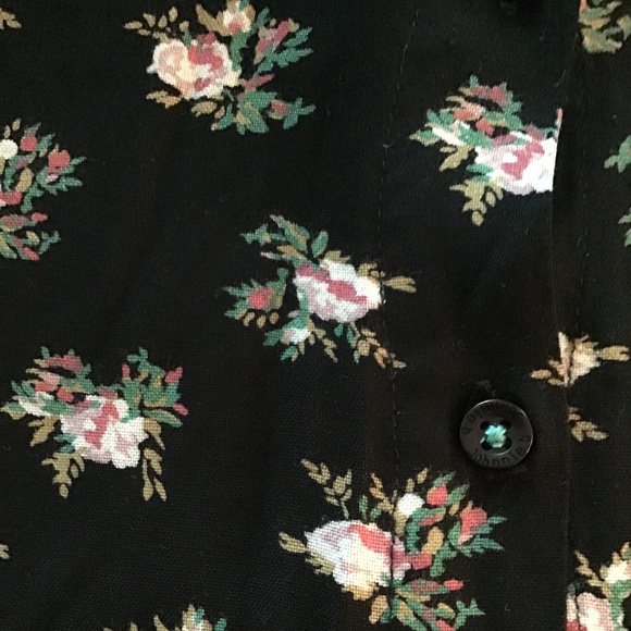 Boden black floral blouse with lace collar - Picture 5 of 7